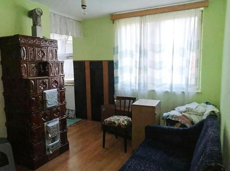 Room photo before optimization